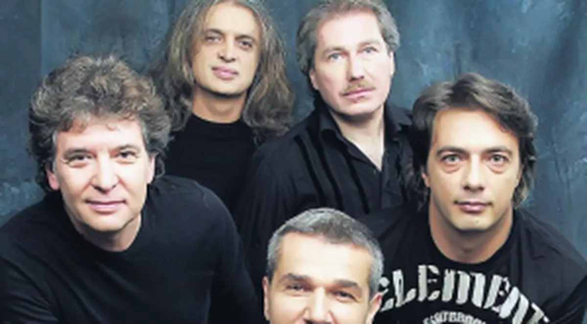 Video | Holograf continuă seria lansărilor videoclipurilor unplugged 