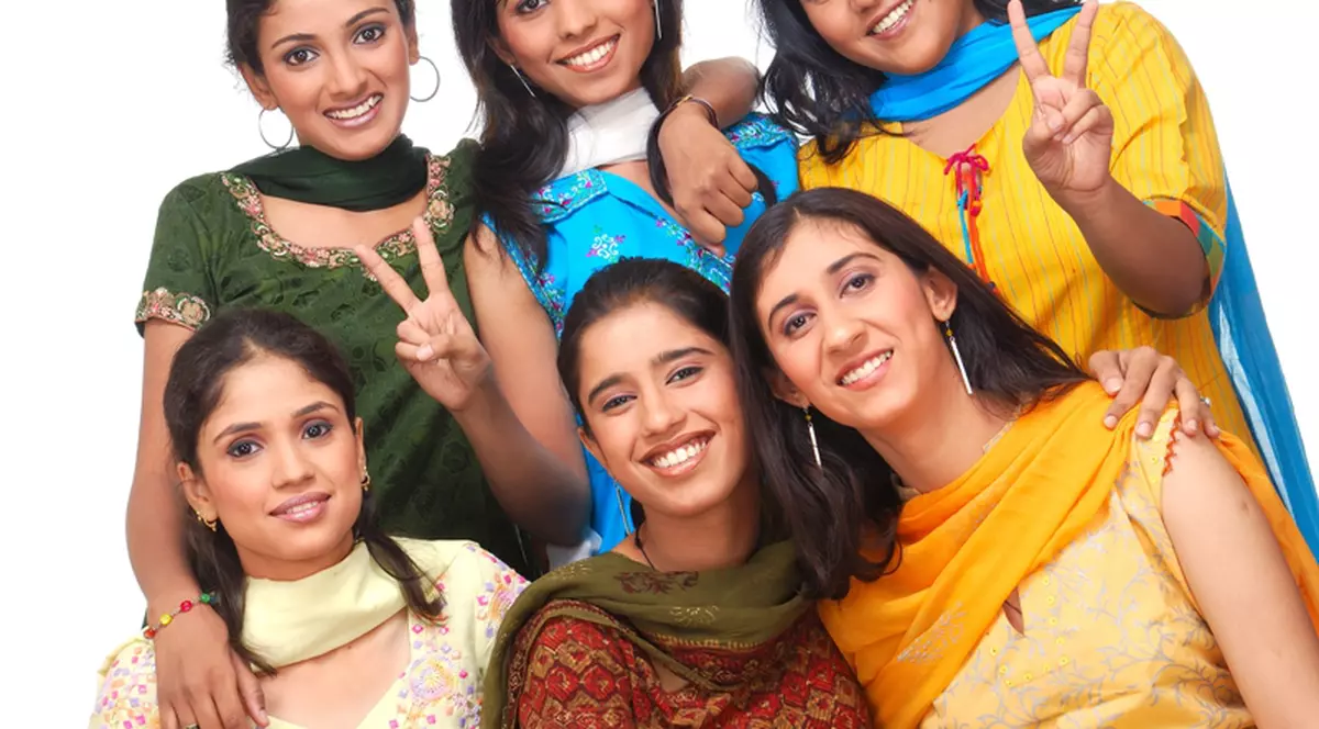 Un indian are 39 de neveste, 94 de copii şi 33 de nepoţi