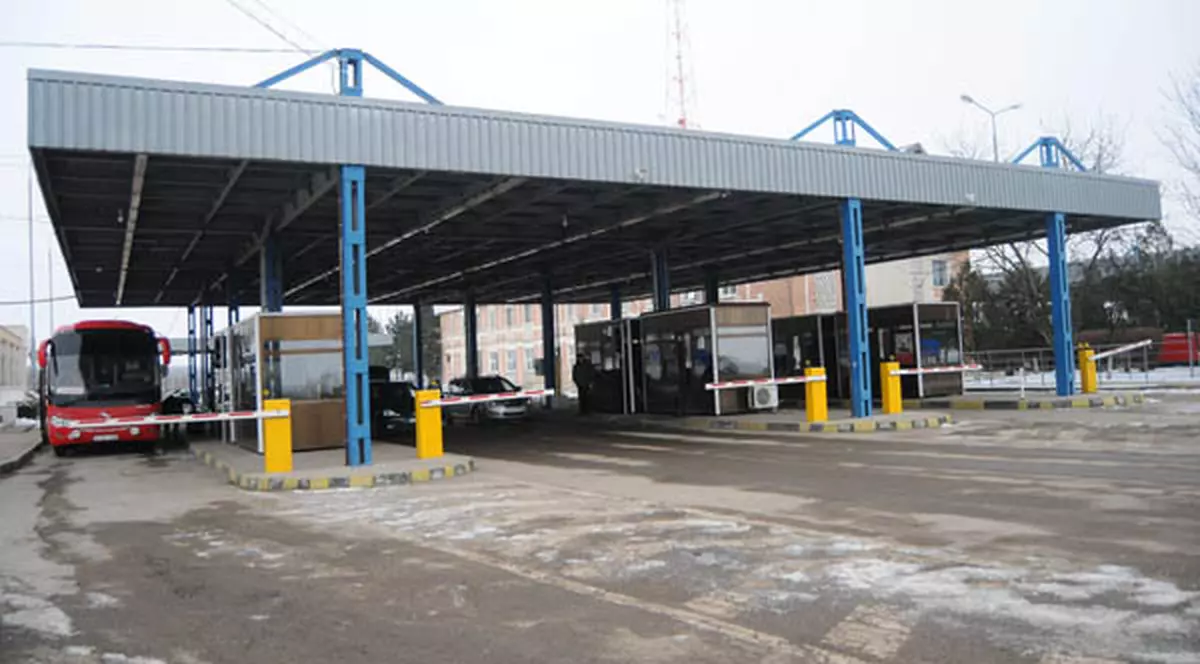 Şeful de la Vama Albiţa e liber