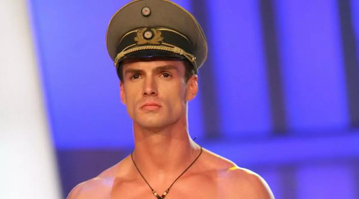 Bogdan Vlădău vrea să cânte muzică populară