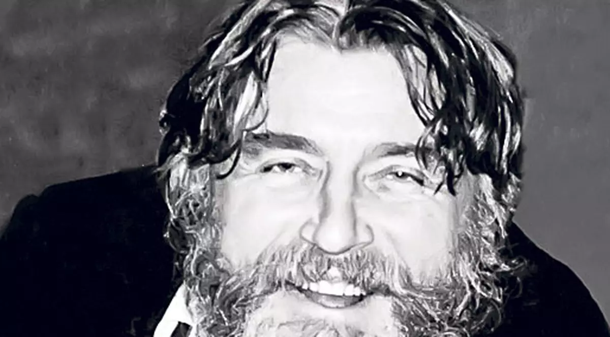 Șase ani de la moartea lui Adrian Păunescu