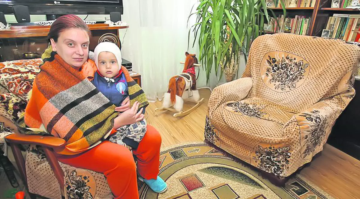 Adriana, o bucureşteancă din Rahova, are 18 grade în apartament: «Îngheţăm în case, deşi caloriferele sunt la maximum» 