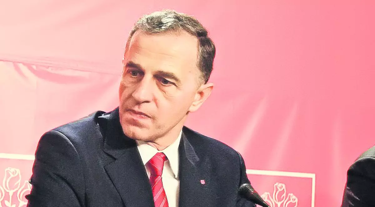 Geoană, la un pas de excludere din PSD