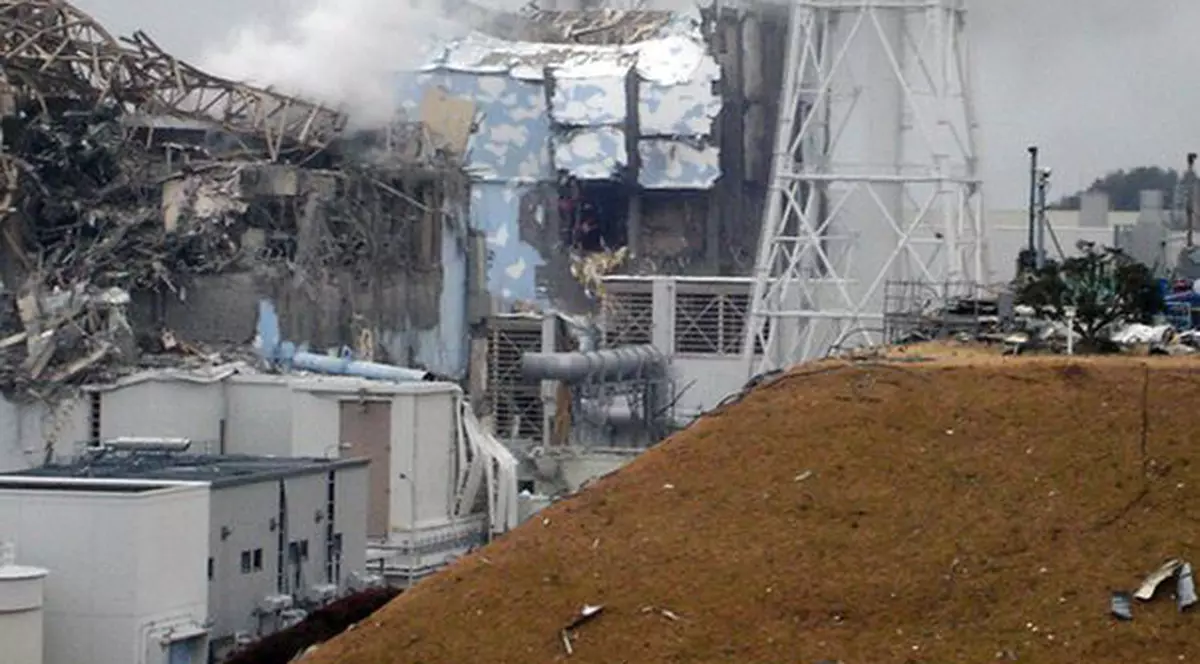 SUA în alertă: aerul radioactiv din Japonia va traversa oceanul 