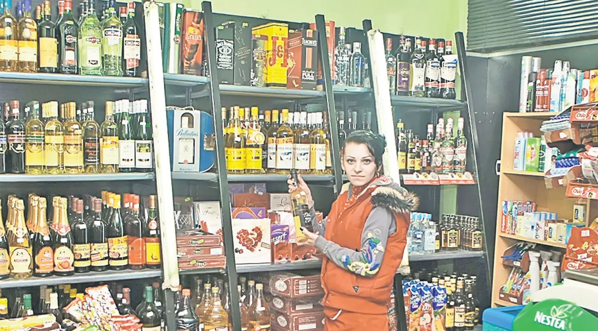 Vânzătoarea magazinului de unde Monica Columbeanu şi-a luat apă: "Nu mi-a venit să cred când am văzut-o"