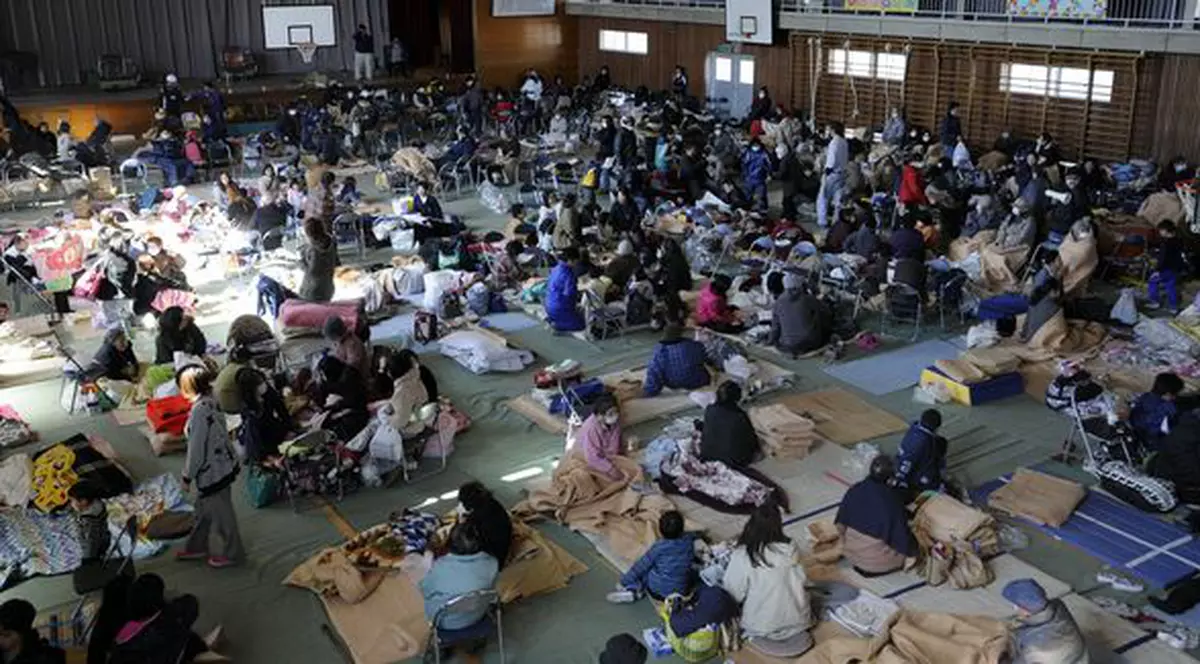 MAE: Trei români sunt într-un adăpost din Japonia, în siguranţă