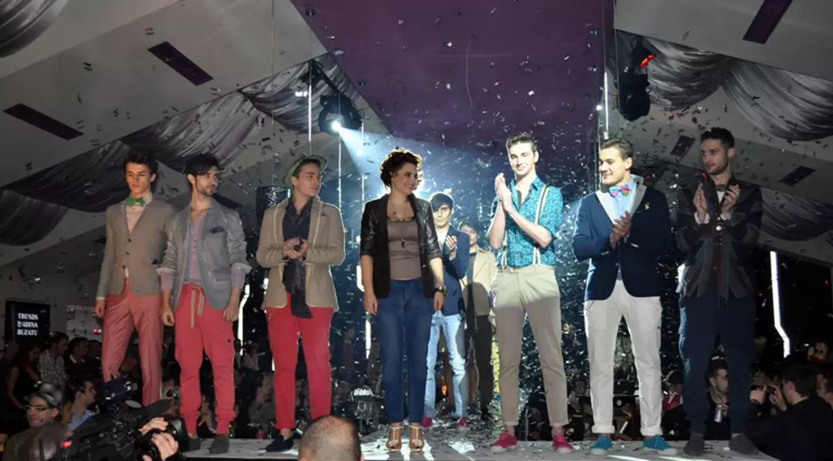 De ziua ei, Adina Buzatu a sărbătorit...pe podium