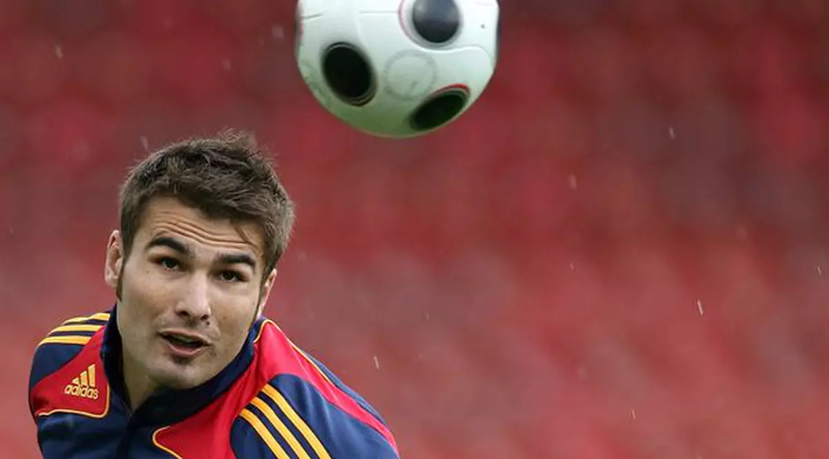 EXCLUSIV | Adrian Mutu a fost sunat de Răzvan Lucescu. "Briliantul" e convocat oficial pentru meciurile cu Bosnia și Luxemburg