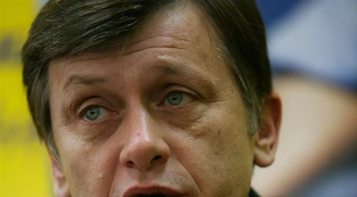 Liderul PNL Crin Antonescu a devenit misogin