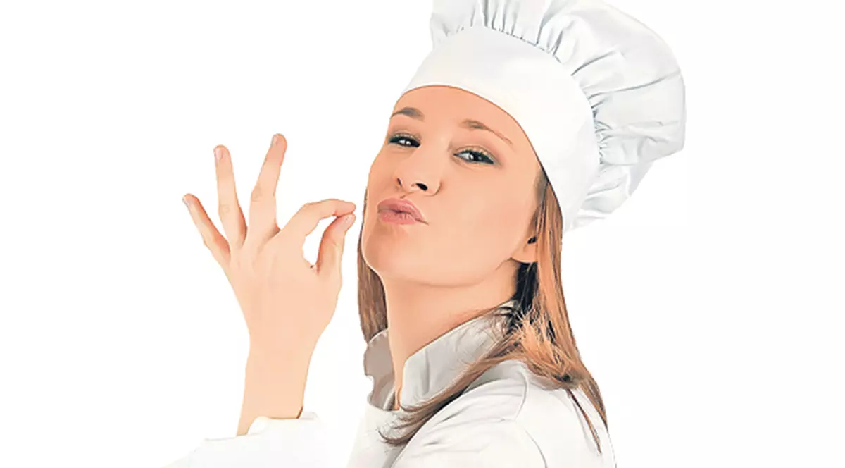 Înainte de a vă apuca să preparaţi bucatele, învăţaţi câteva trucuri culinare