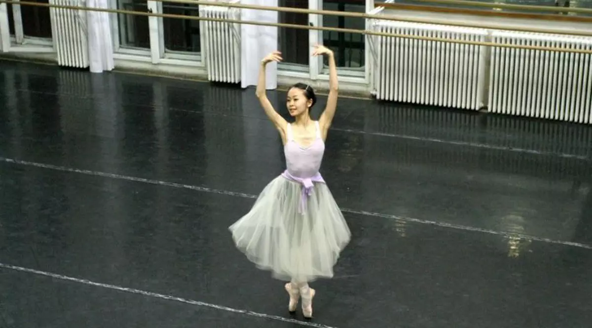 Balerina japoneză Kokoro Umemoto e fan Alina Cojocaru