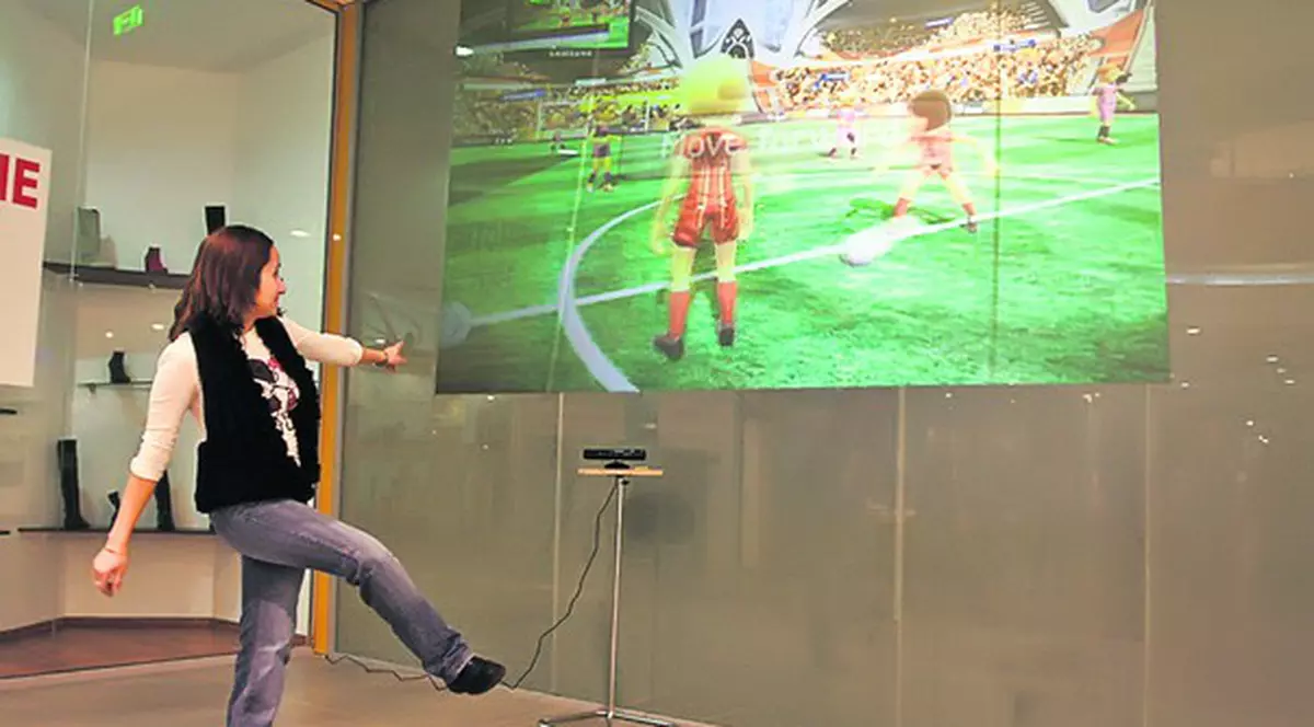 Am jucat fotbal în magazin