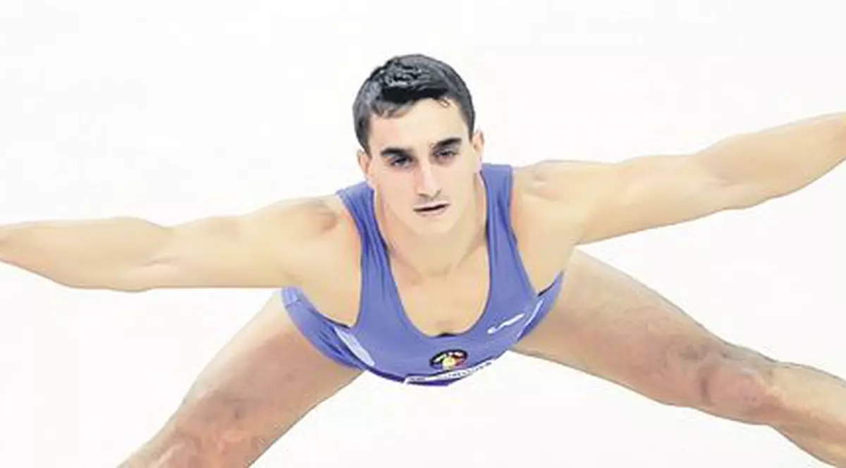 Marian Drăgulescu pregăteşte pentru Mondiale un exerciţiu-surpriză la sol