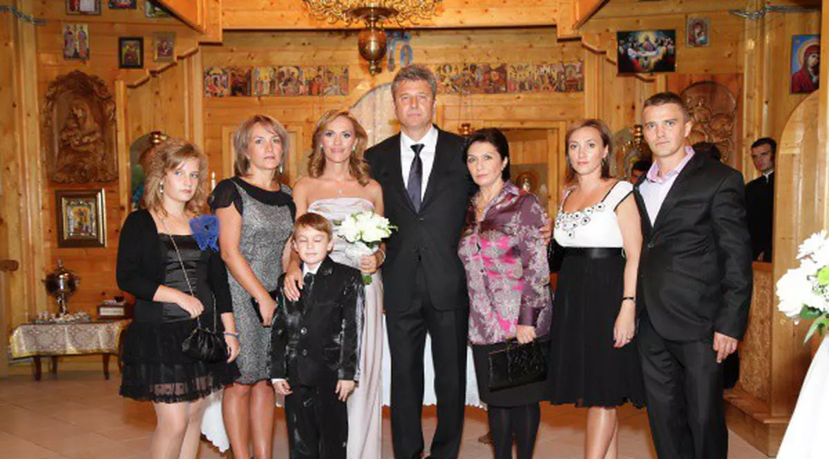 De 8 martie, Gabriela Vrânceanu Firea e invitată de soţul ei, Florentin Pandele la concertul lui Ştefan Bănică Jr.