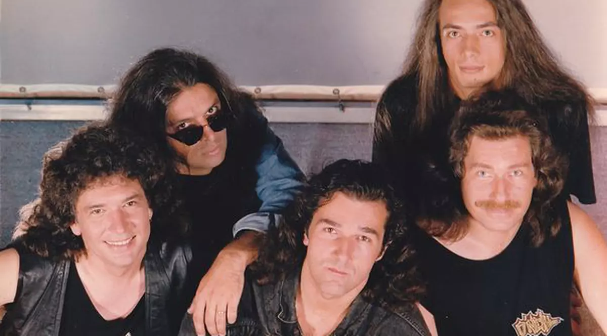 Foto | Iată cum arătau membrii trupei Holograf acum 17 ani!  