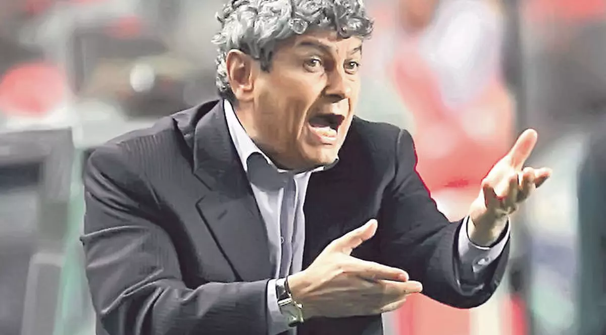 Fanii echipei Beşiktaş îl vor ca antrenor pe Mircea Lucescu