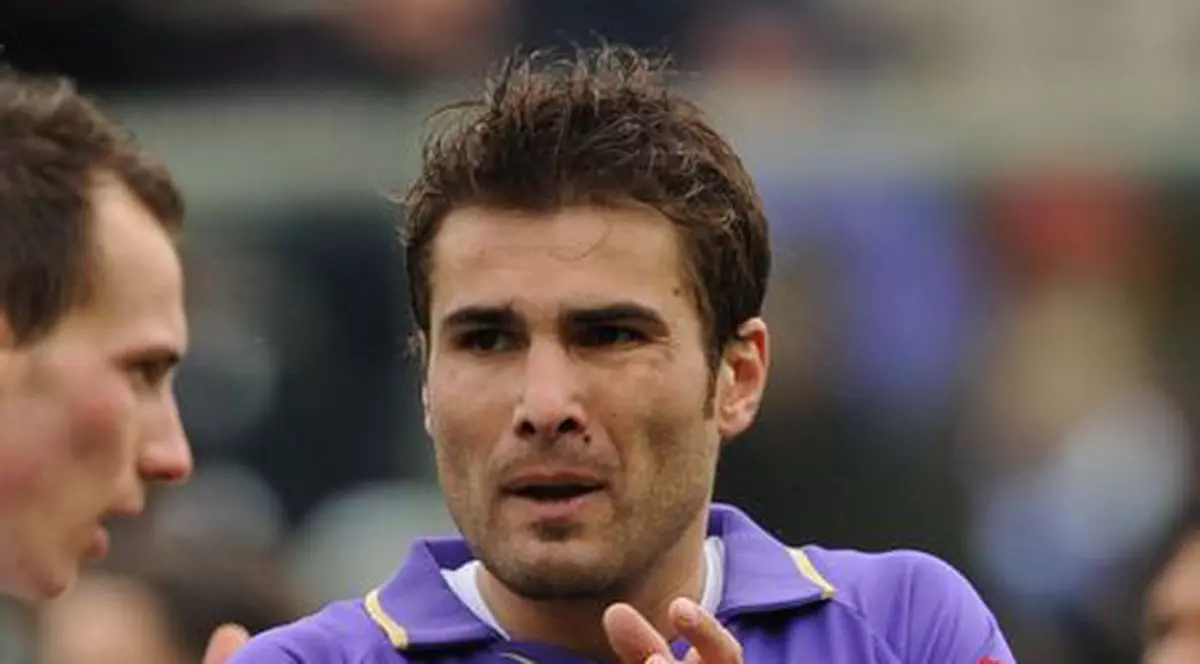 Mutu a încercat să scape un suporter din mâinile poliţiştilor