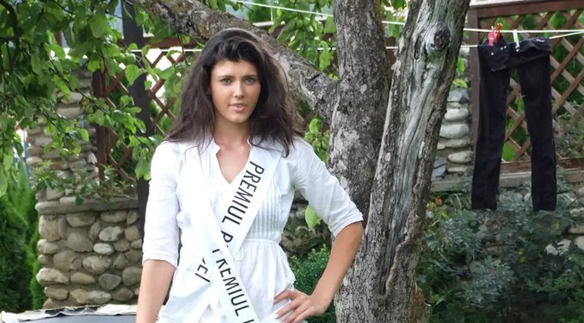 Oana Paveluc şi Caravana Miss Universe ajung la Timişoara