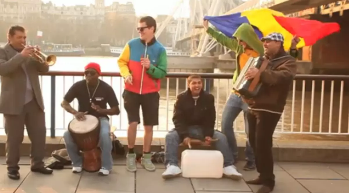 Video | Doi români din Londra au realizat un clip pentru melodia ”Vestul Sălbatic” a lui Puya
