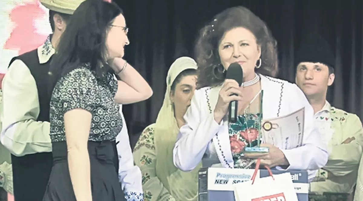 Irina Loghin, premiată de Libertatea