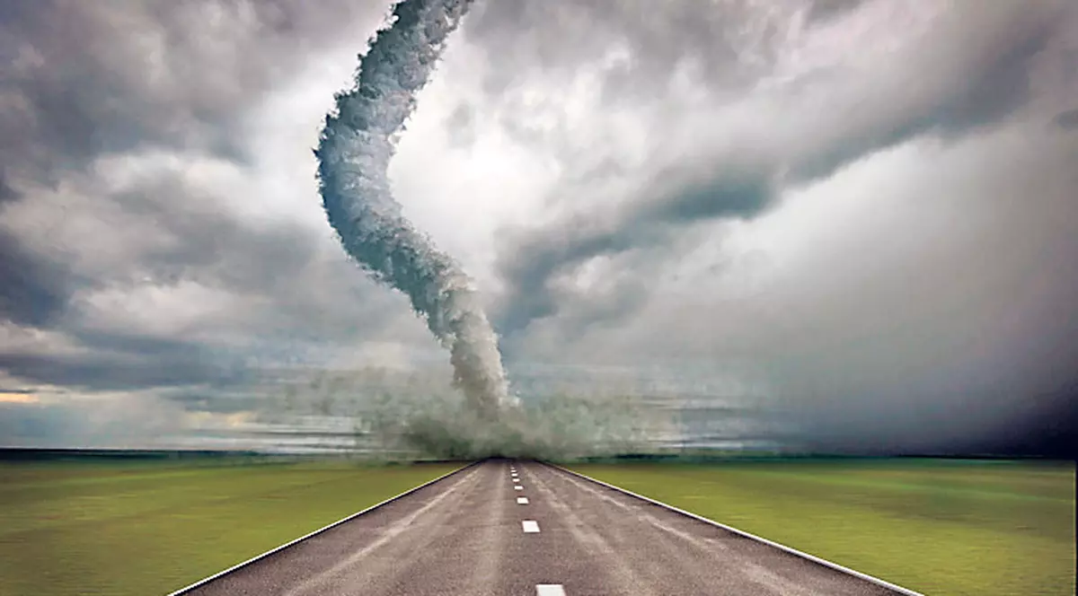 Tornade puternice în Kentucky. Cel puțin zece oameni au fost răniți | VIDEO și FOTO