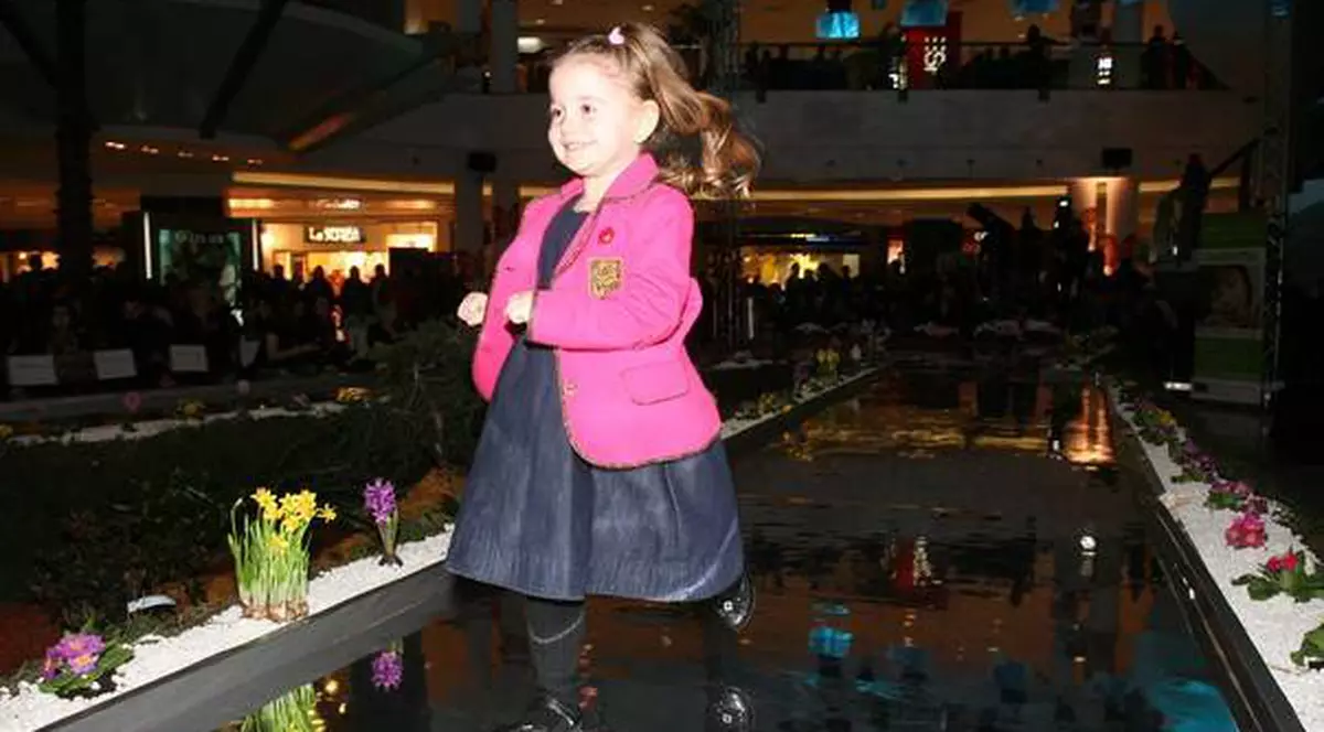 Cum va fi influenţată în adolescenţă Irina Columbeanu de ce i se întâmplă acum