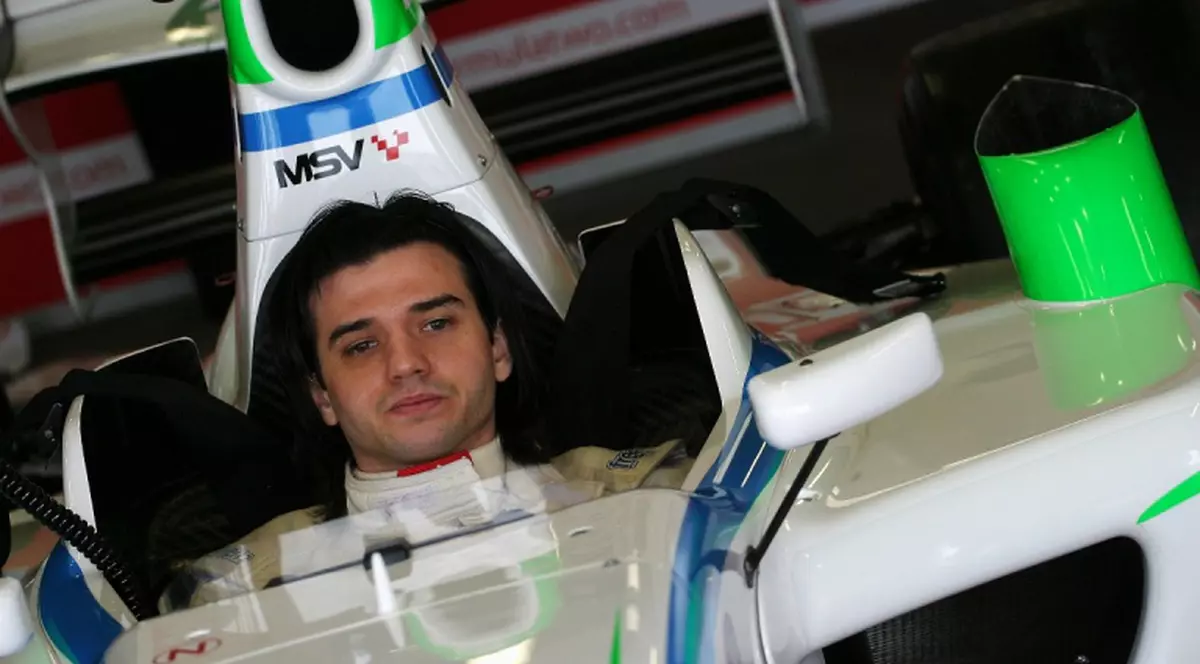 Pilotul român Mihai Marinescu este pe locul trei în clasamentul general al Formulei 2