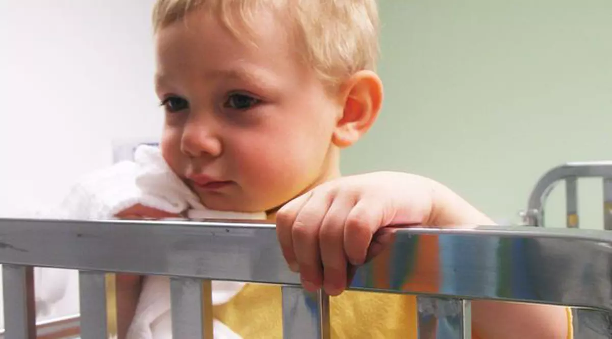 Şoc! Cei mai mulţi români îşi tratează copiii „după ureche"! 