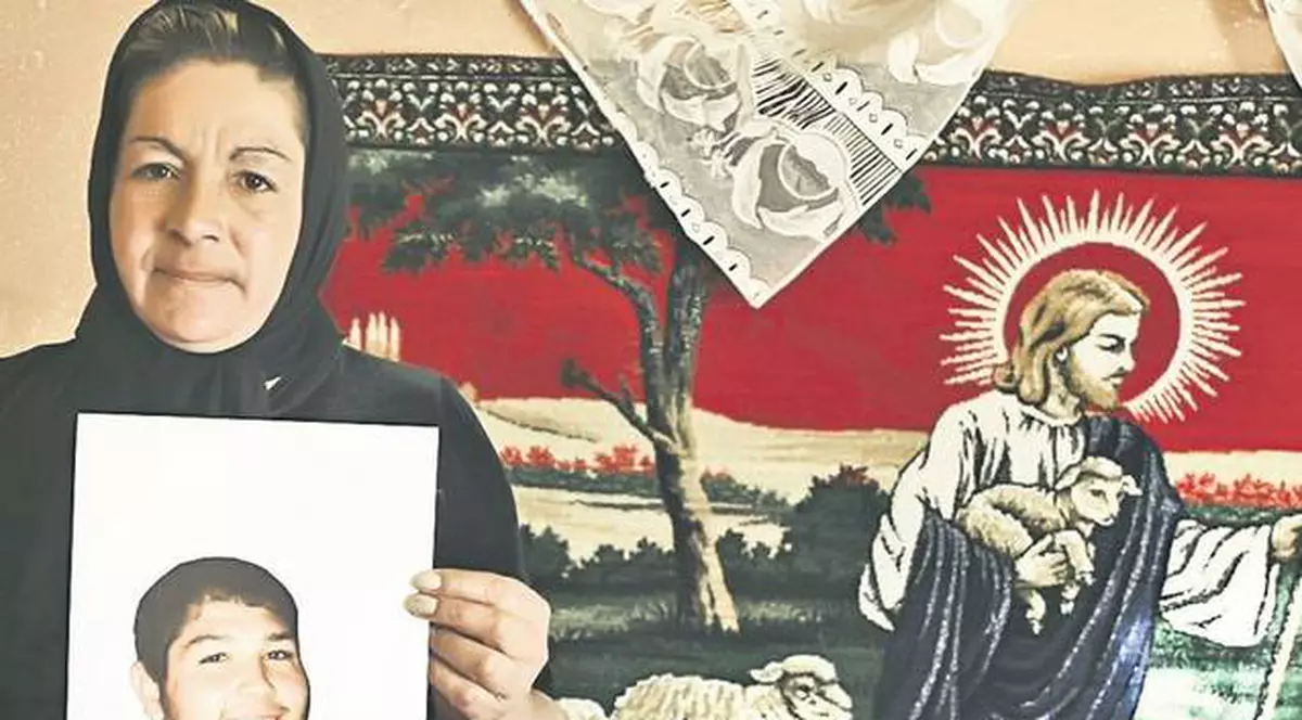 Dosarul în care şase persoane sunt acuzate de uciderea unui tânăr din Glina, trimis în judecată 