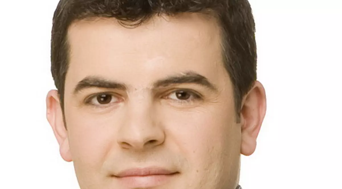 Piedone, Ciuhodaru şi Grapini, candidaţii conservatorilor la primărie