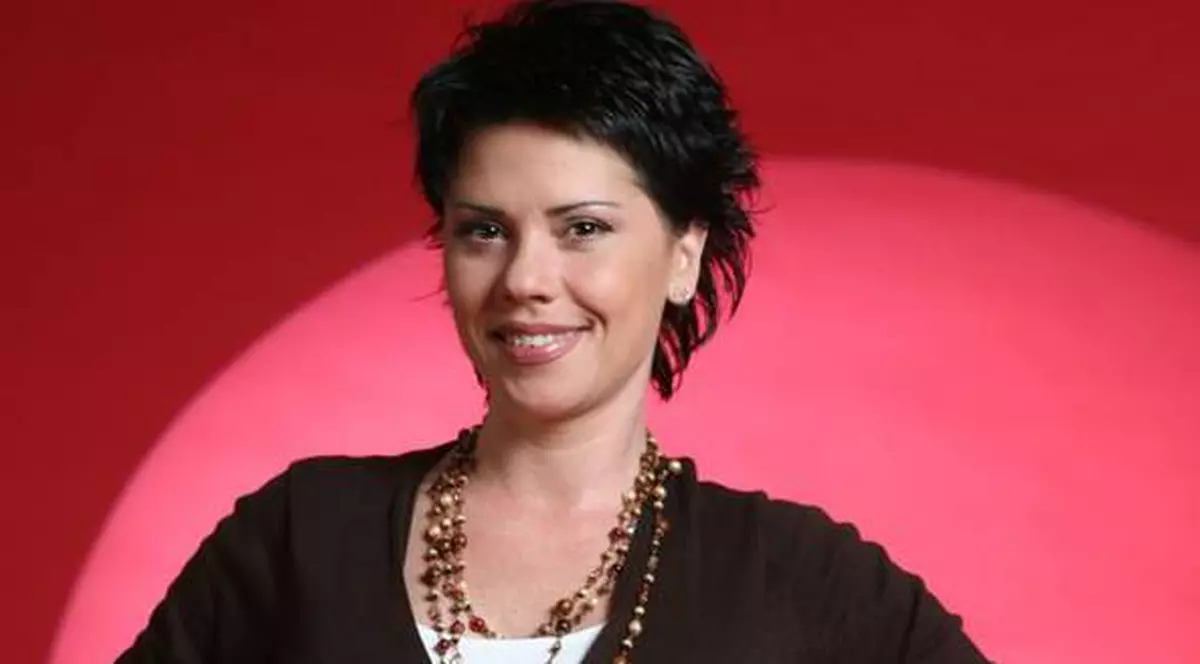 Luminiţa Anghel aşteaptă decizia judecătorilor pentru a lua în plasament o fetiţă