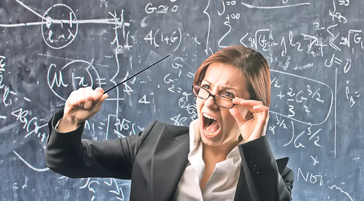 Guvernul ne anunţă că mai avem de suportat încă trei ani de sărăcie | Când ne va ajunge cuţitul la os?