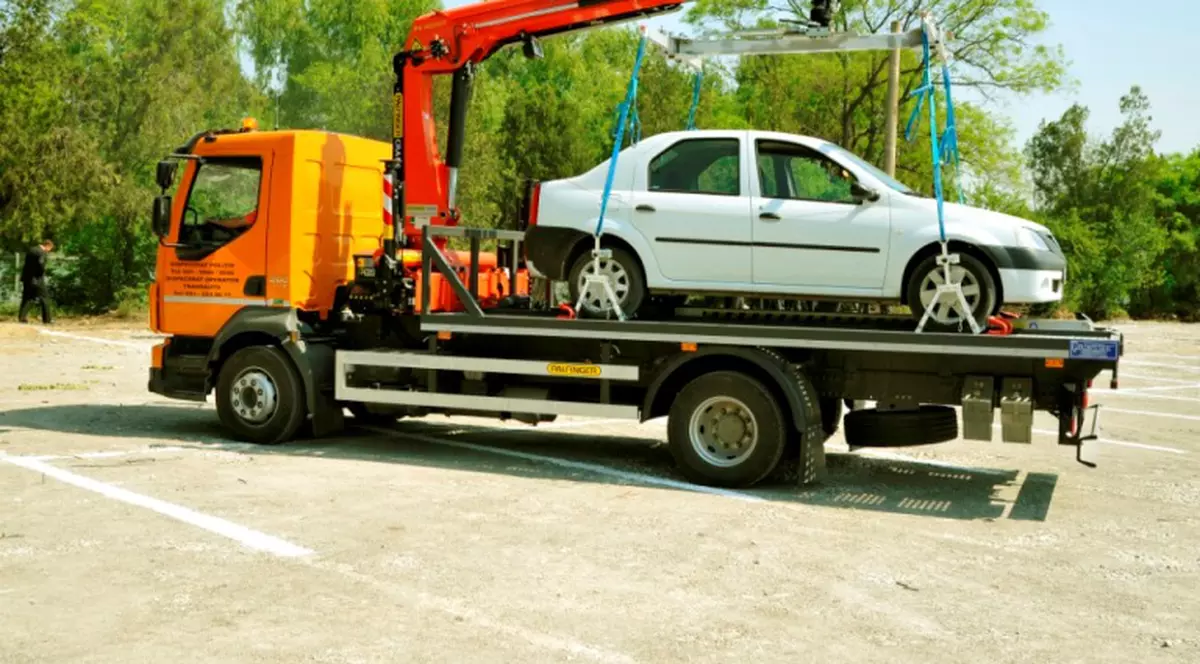 VESTE GROZAVĂ pentru ȘOFERI! Mașinile PARCATE NEREGULAMENTAR NU MAI POT FI RIDICATE