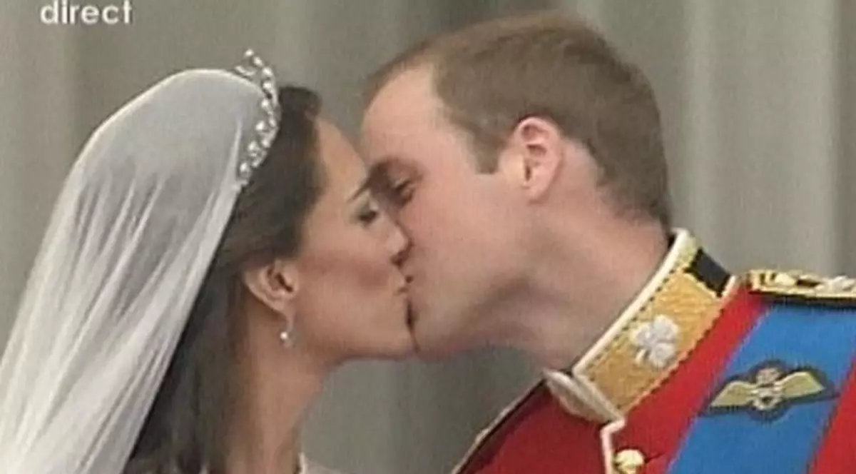 Prinţul William şi Kate Middleton au devenit soţ şi soţie!