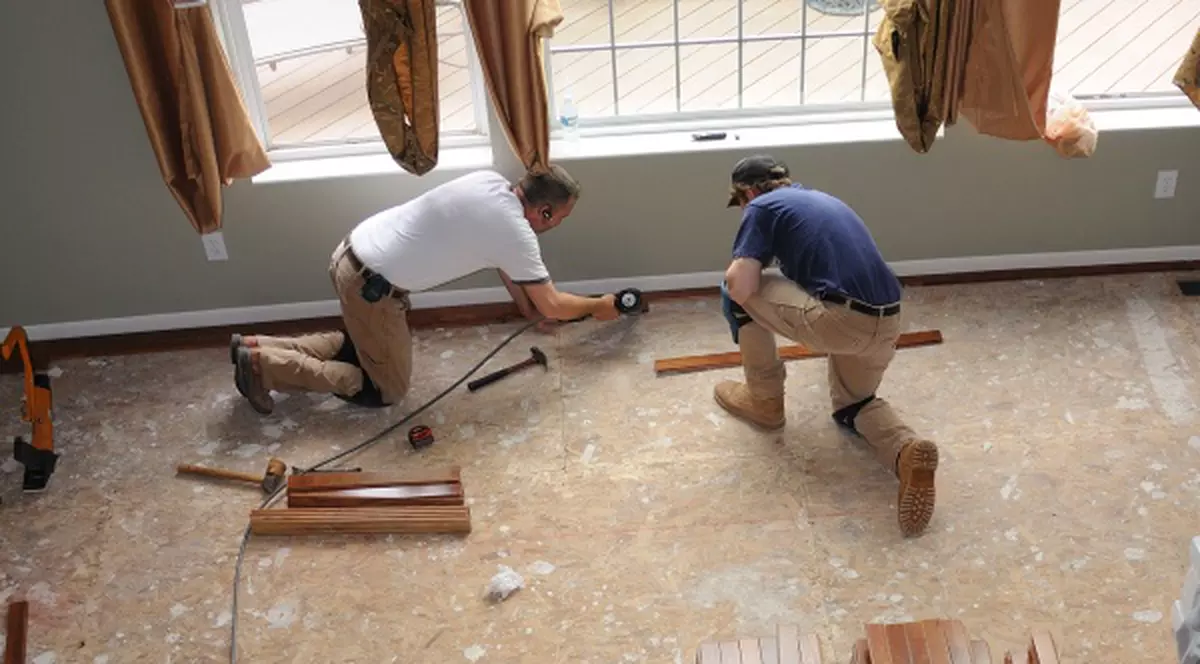 Românii preferă să muncească la negru