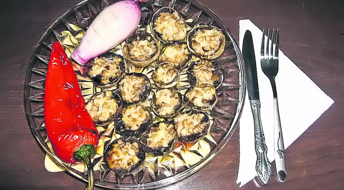 Dacă vrei o masă sănătoasă, pune şi nişte legume pe grătar