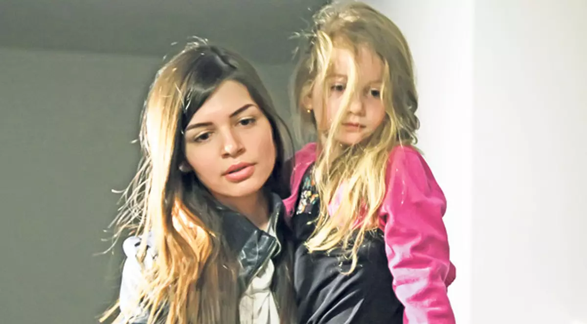 EXCLUSIV | Parlamentarii României sar la gâtul lui Moni