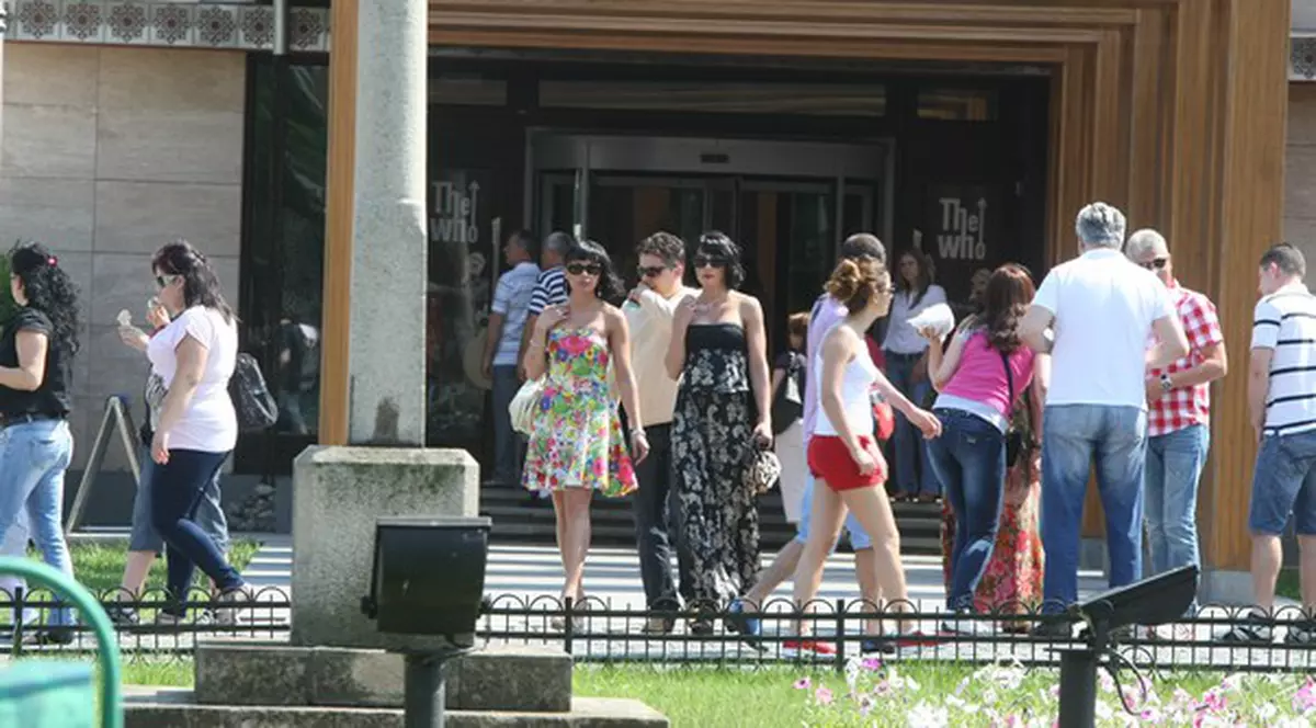 Foto | Cheeky Gabriela se mărită?