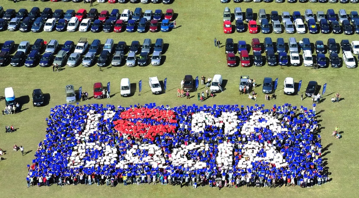 Fanii Dacia din Franţa organizează un mega picnic duminica următoare