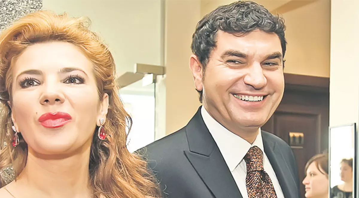 Exclusiv | Mihaela și Cristi Borcea au petrecut «de despărţire» cu invitaţi şi cadouri!