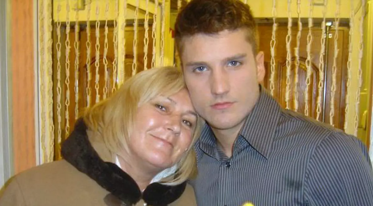 Iat-o pe mama lui Andrei Iordache, fiul secret al lui Bote!