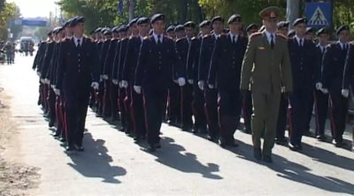 112 angajaţi ai MapN trimişi în judecată pentru corupţie