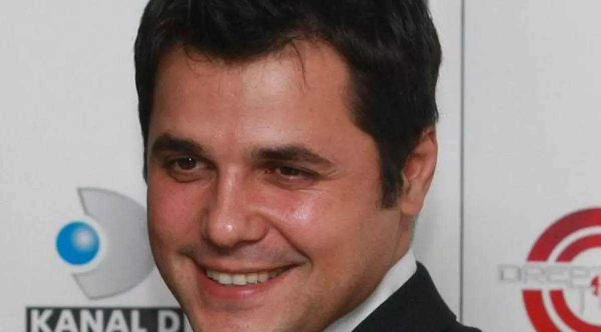 Cove s-a mutat cu iubita sa: "Mă gândesc la căsătorie"