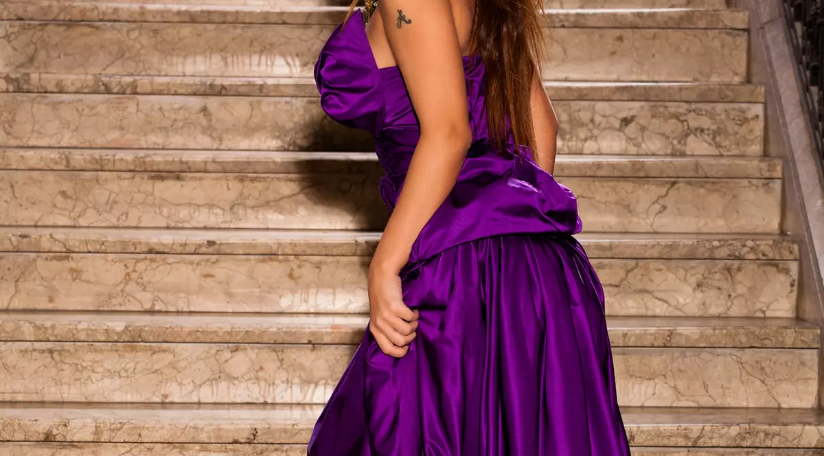 Iguana îşi serbează ziua la Cannes