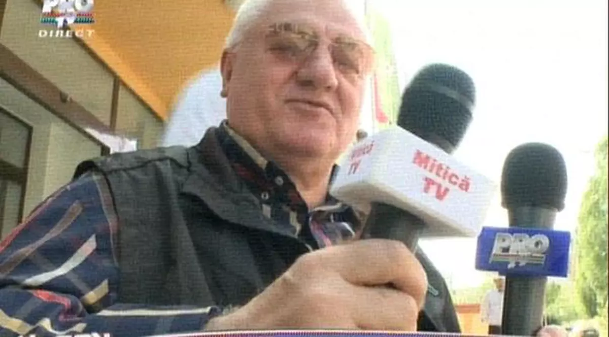 Dumitru Dragomir: "Vreau să fac amor cu Pamela Anderson la 95 de ani"