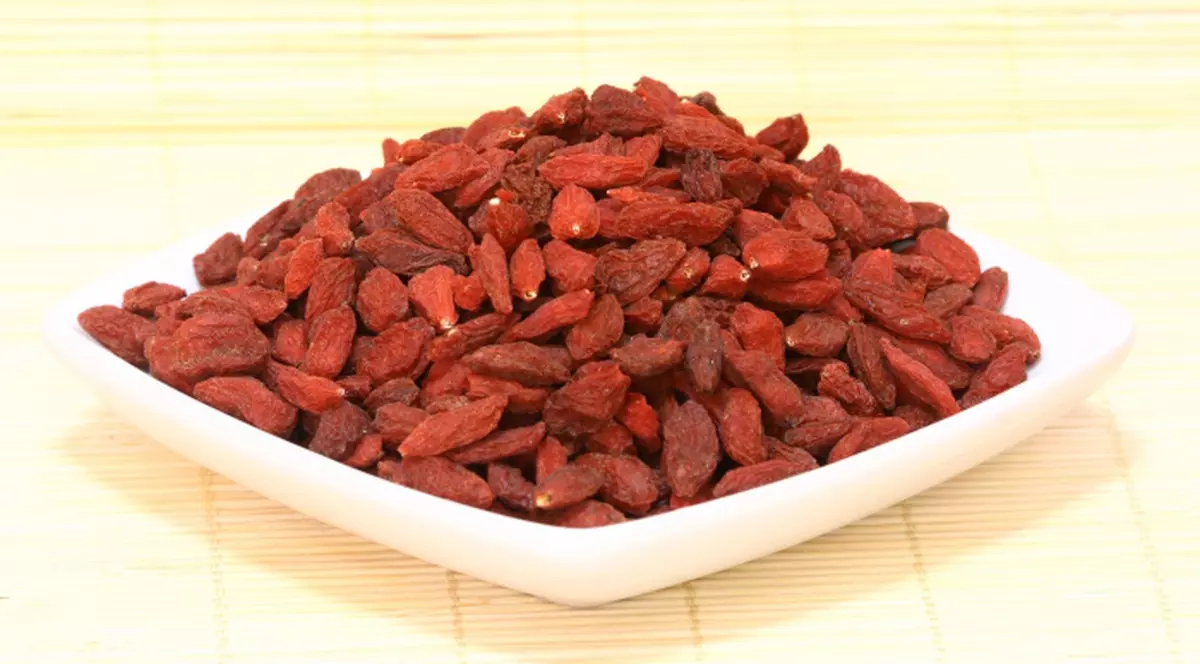 FRUCTELE "tinereţii fără bătrâneţe"