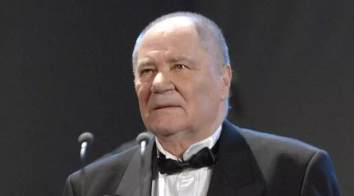 Actorul Ion Besoiu a fost internat de urgență