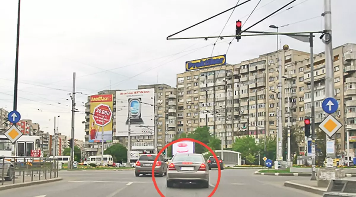 Foto | Ramona Gabor a trecut de două ori pe roşu cu Irina în maşină!