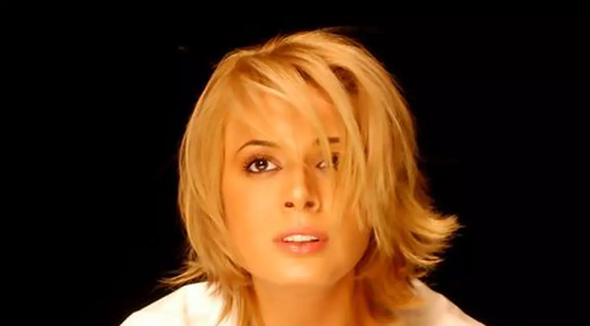 Cristiana Răduţă s-a reprofilat şi acum joacă în piese de teatru