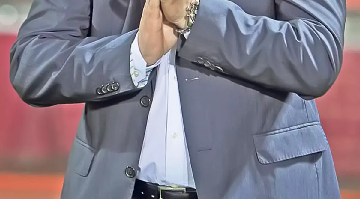 Marius Şumudică ne-a explicat ce metode folosea pentru a-şi revigora jucătorii: baie în butoaie de murături!